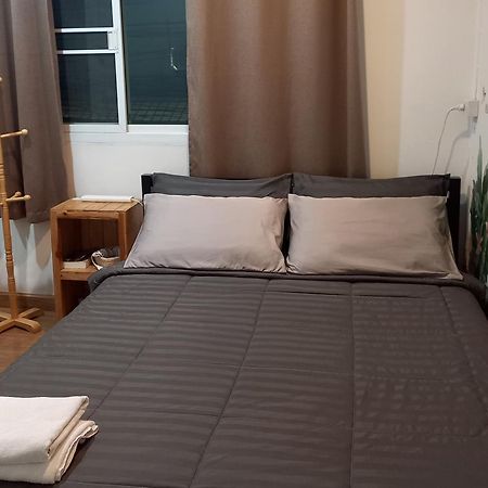 Happy Hostel Бангкок Экстерьер фото
