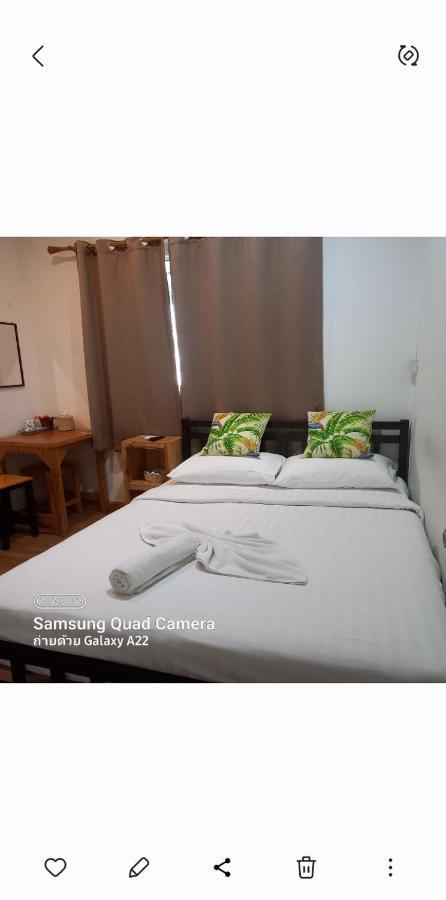 Happy Hostel Бангкок Экстерьер фото