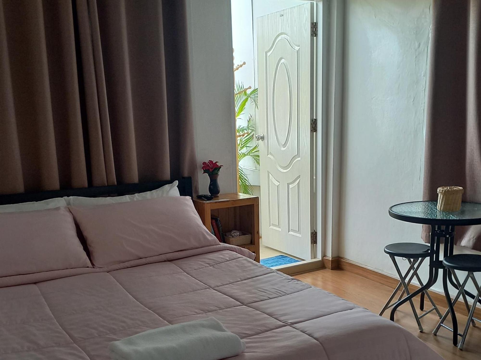 Happy Hostel Бангкок Экстерьер фото